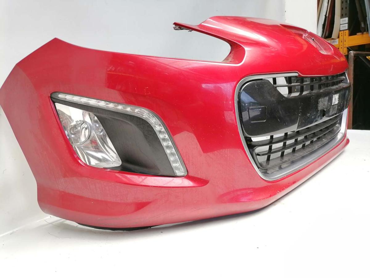 Peugeot 308 SW original Stoßstange Stossfänger vorn LKR Rot Babylone Facelift Bj.2011